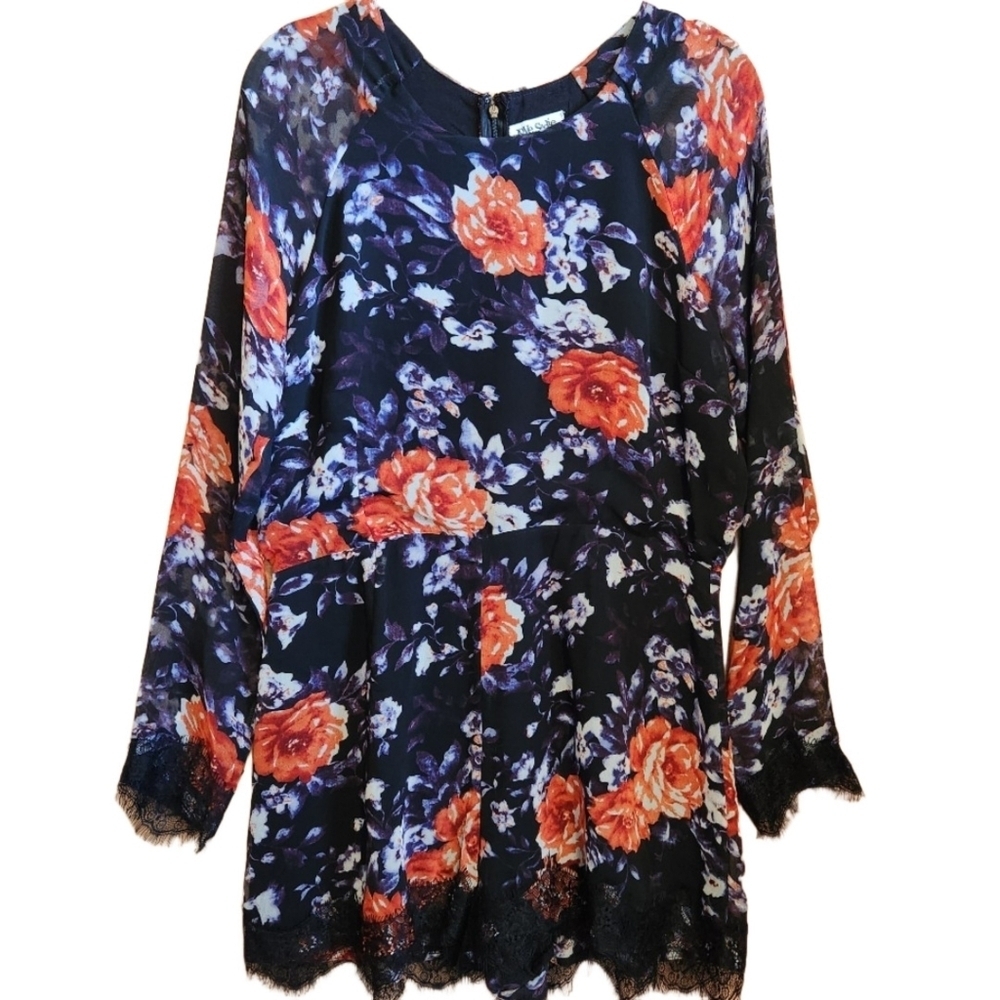 NWT LOVE SADIE LONG SHEER SLEEVE FLORAL LACE TRIM ROMPER FROM NORDSTOM MEDIUM